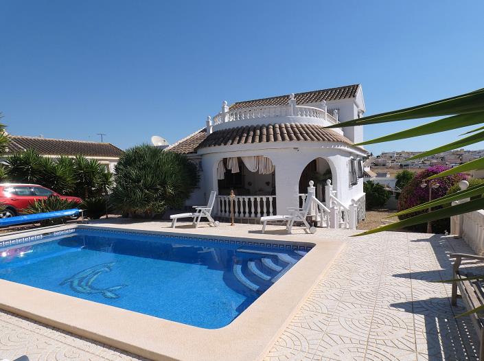 Image No.47-3 Bed Villa / Detached for sale