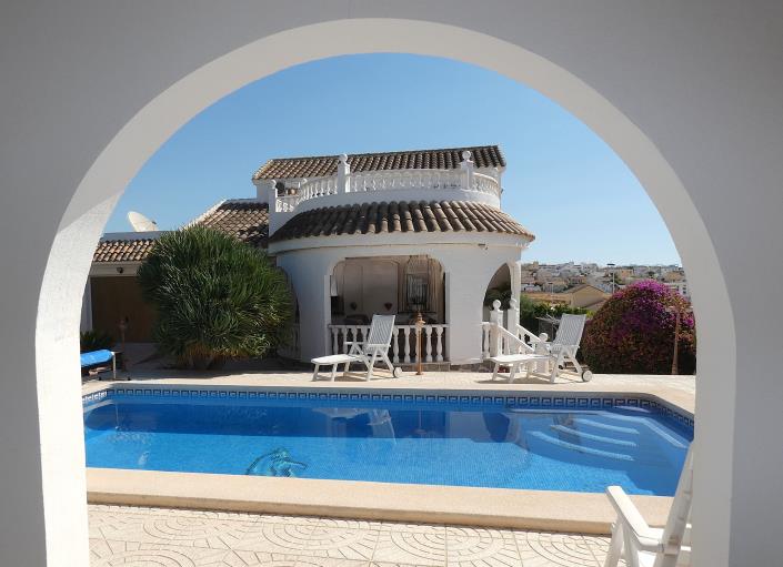 Image No.48-3 Bed Villa / Detached for sale