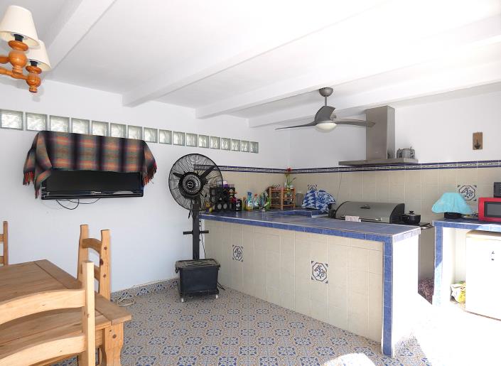 Image No.53-3 Bed Villa / Detached for sale