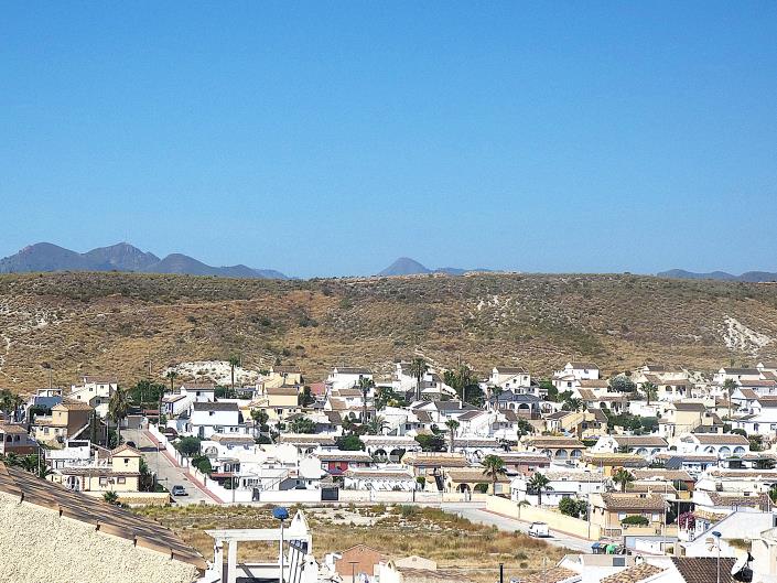 Image No.3-2 Bed House/Villa for sale