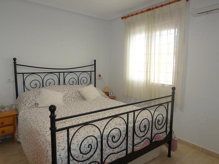 Image No.21-2 Bed House/Villa for sale