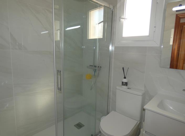 Image No.24-2 Bed House/Villa for sale
