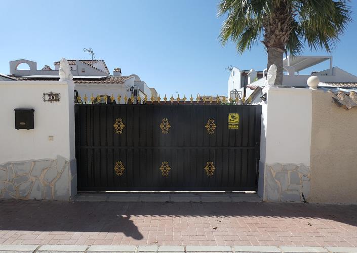 Image No.5-3 Bed Villa / Detached for sale