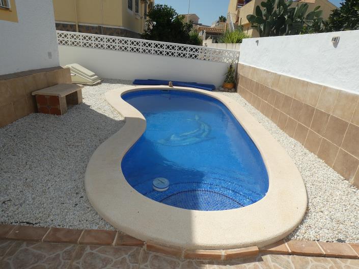 Image No.44-3 Bed Villa / Detached for sale