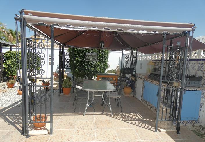 Image No.58-3 Bed Villa / Detached for sale