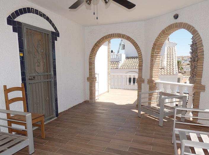 Image No.8-5 Bed Villa / Detached for sale