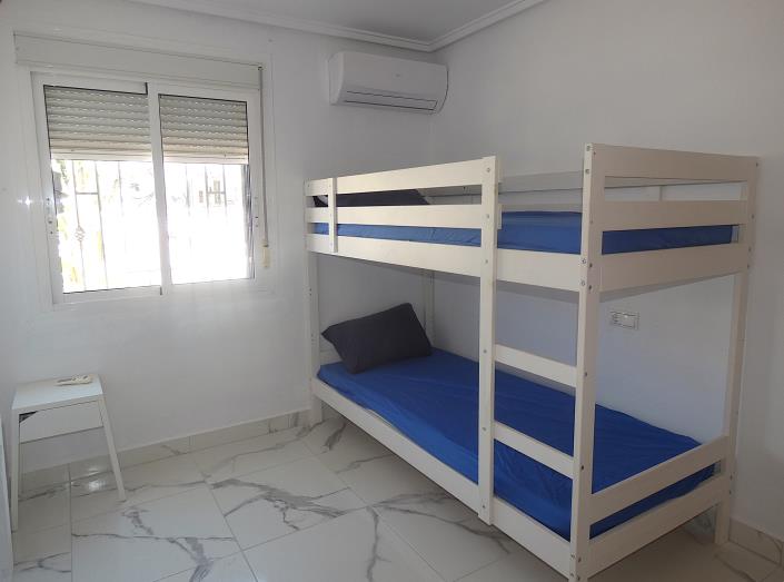 Image No.15-5 Bed Villa / Detached for sale