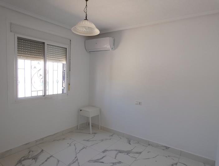 Image No.16-5 Bed Villa / Detached for sale
