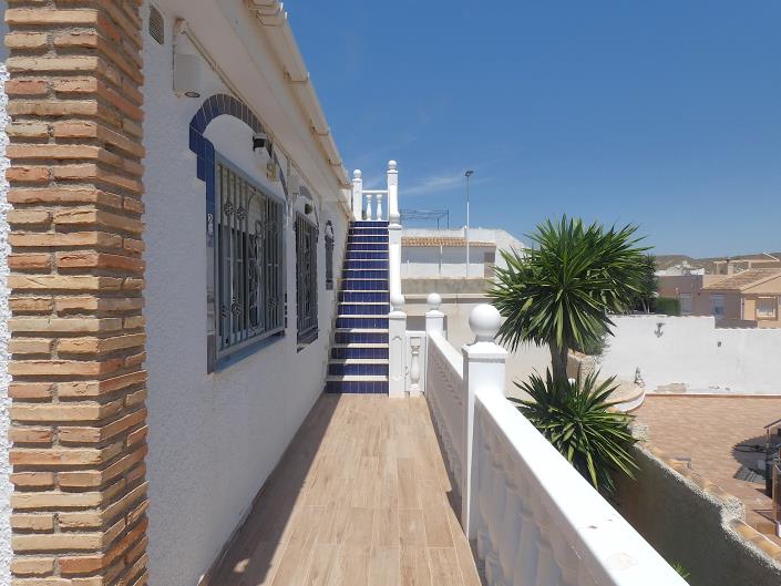 Image No.25-5 Bed Villa / Detached for sale