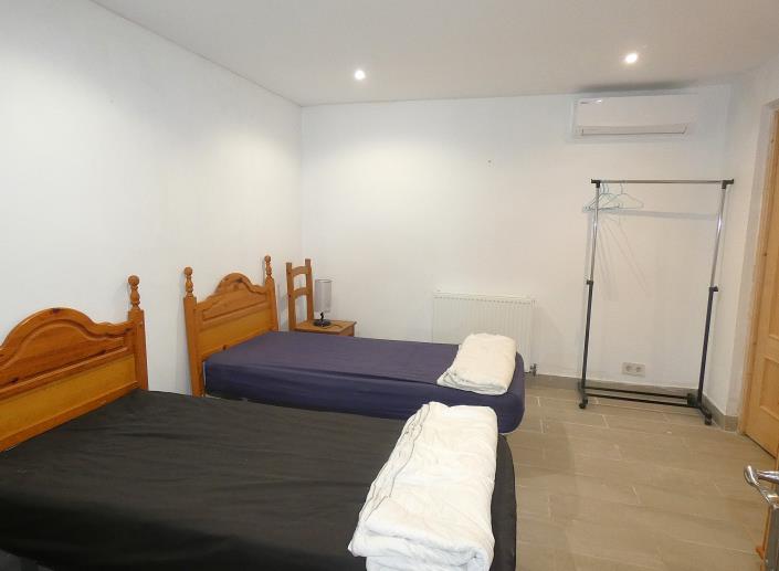 Image No.40-5 Bed Villa / Detached for sale