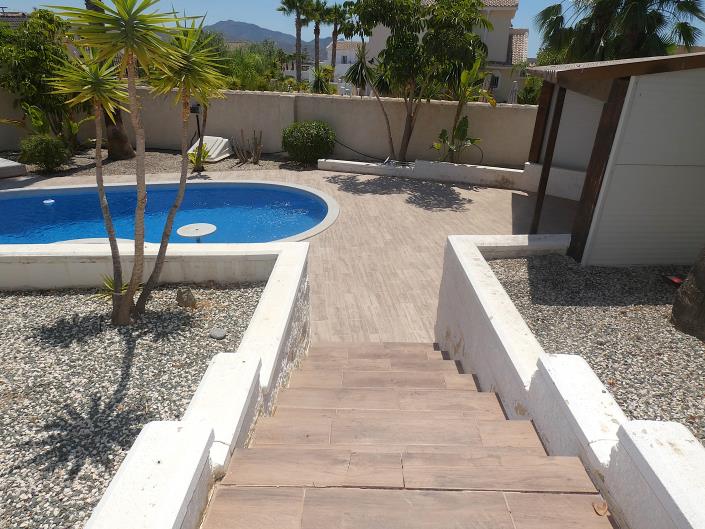 Image No.45-5 Bed Villa / Detached for sale