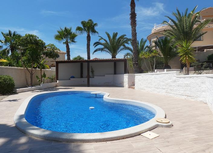Image No.52-5 Bed Villa / Detached for sale