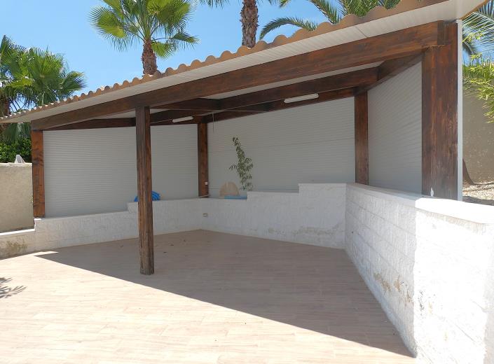 Image No.53-5 Bed Villa / Detached for sale