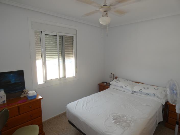 Image No.10-2 Bed Villa / Detached for sale
