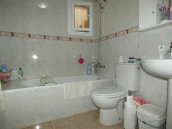 Image No.13-2 Bed Villa / Detached for sale