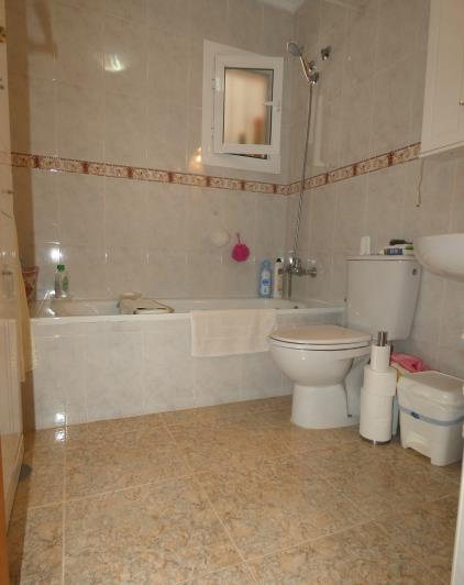 Image No.15-2 Bed Villa / Detached for sale
