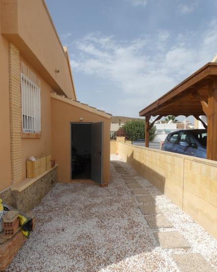 Image No.42-2 Bed Villa / Detached for sale