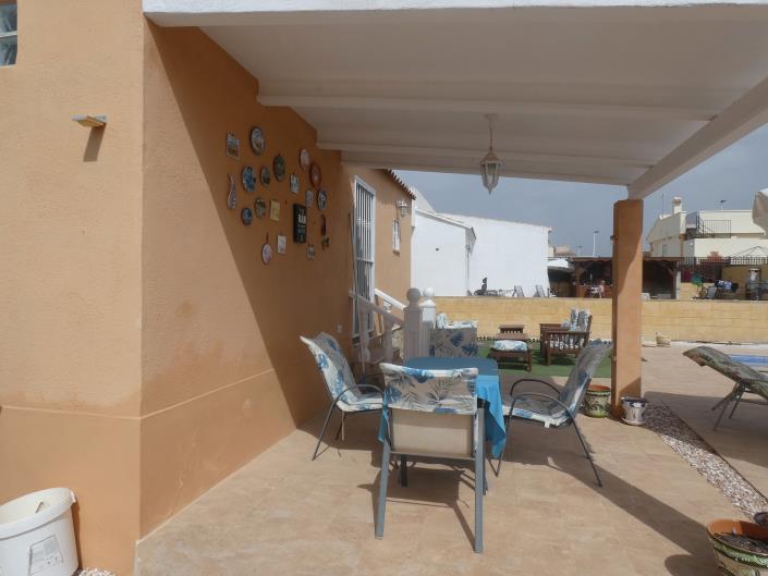 Image No.44-2 Bed Villa / Detached for sale