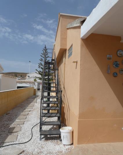 Image No.45-2 Bed Villa / Detached for sale