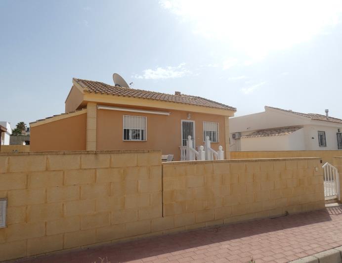 Image No.55-2 Bed Villa / Detached for sale