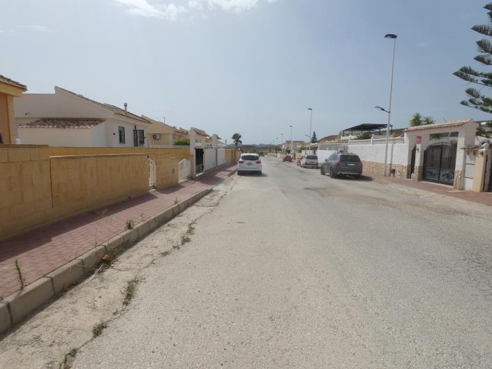 Image No.57-2 Bed Villa / Detached for sale
