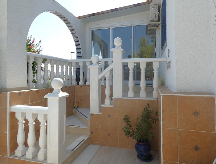 Image No.6-2 Bed Semi-Detached for sale