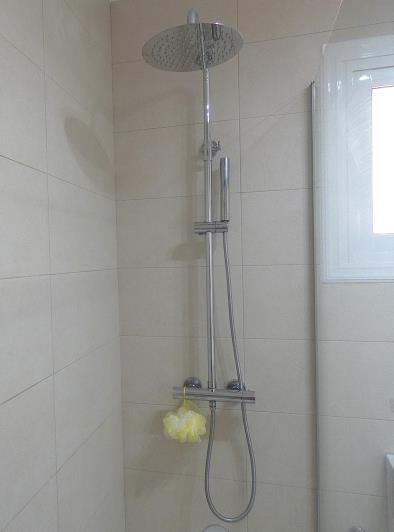 Image No.25-2 Bed Semi-Detached for sale