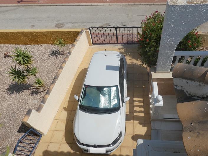 Image No.43-2 Bed Semi-Detached for sale