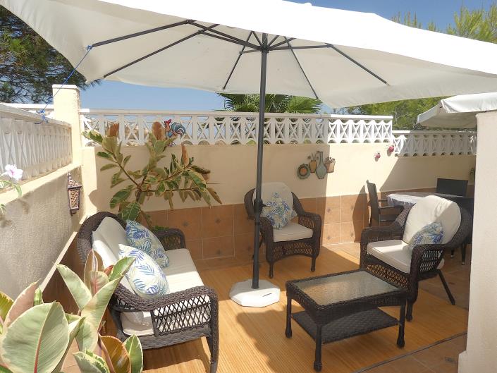Image No.44-2 Bed Semi-Detached for sale