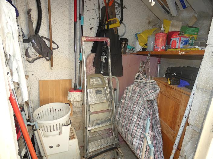 Image No.47-2 Bed Semi-Detached for sale
