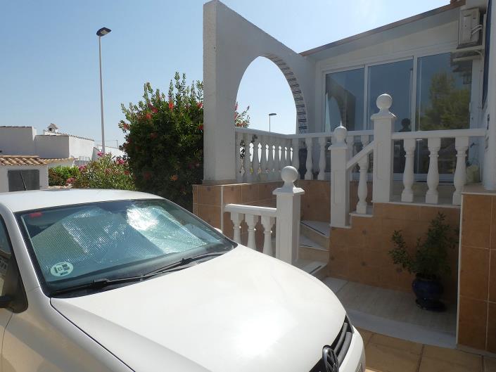 Image No.49-2 Bed Semi-Detached for sale