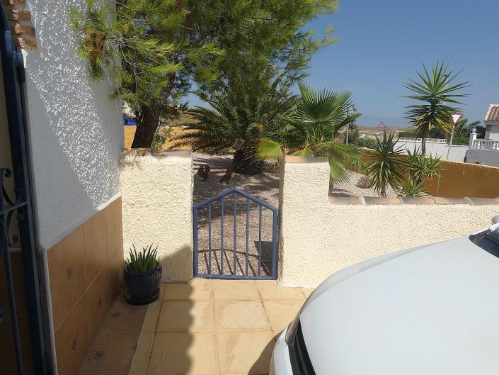 Image No.54-2 Bed Semi-Detached for sale