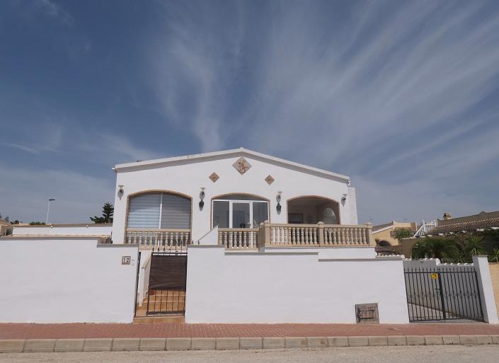 Image No.5-2 Bed Villa / Detached for sale