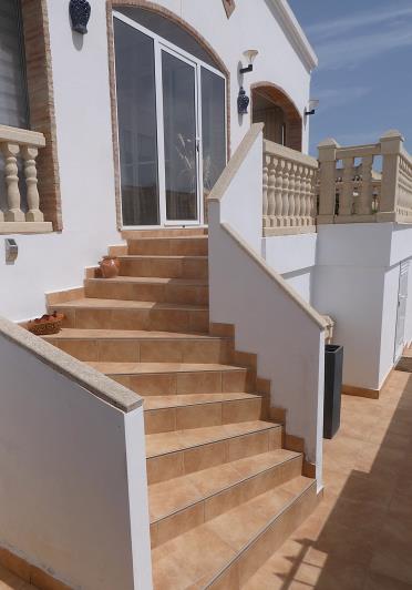 Image No.7-2 Bed Villa / Detached for sale