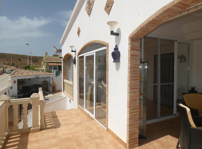 Image No.8-2 Bed Villa / Detached for sale