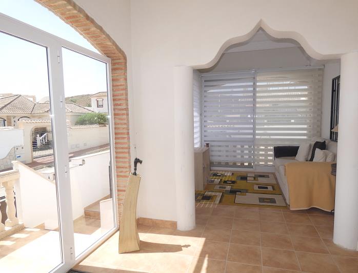 Image No.12-2 Bed Villa / Detached for sale
