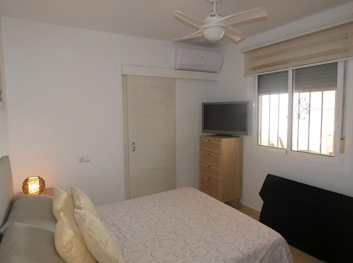 Image No.19-2 Bed Villa / Detached for sale