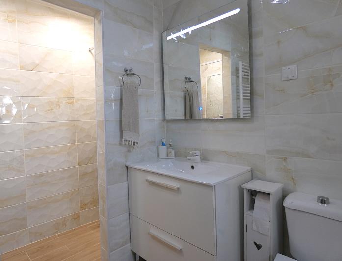 Image No.23-2 Bed Villa / Detached for sale