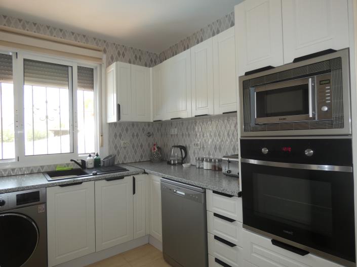Image No.31-2 Bed Villa / Detached for sale