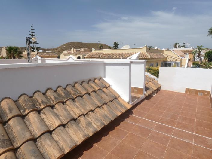 Image No.38-2 Bed Villa / Detached for sale