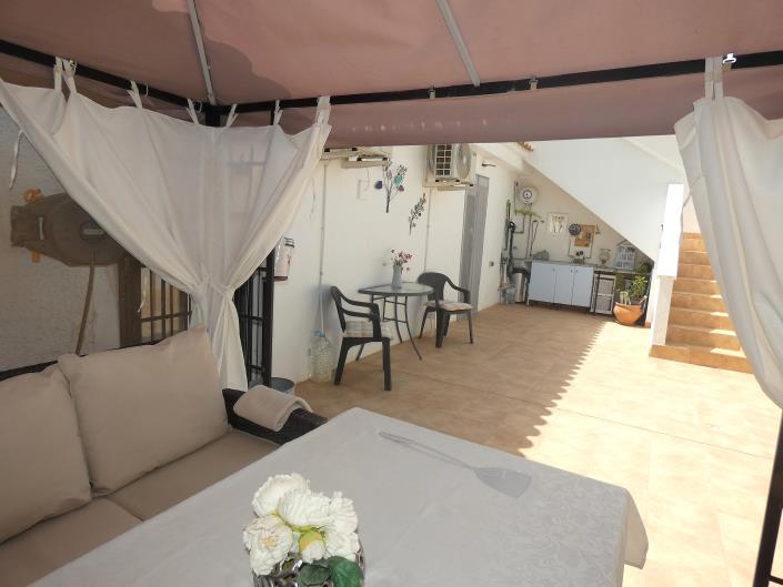 Image No.44-2 Bed Villa / Detached for sale