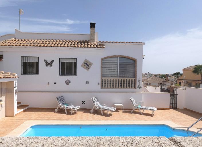 Image No.57-2 Bed Villa / Detached for sale