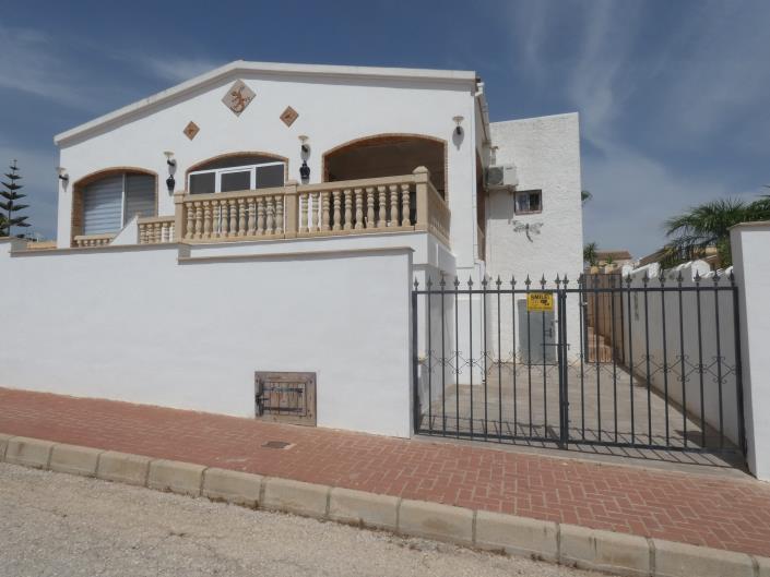 Image No.60-2 Bed Villa / Detached for sale