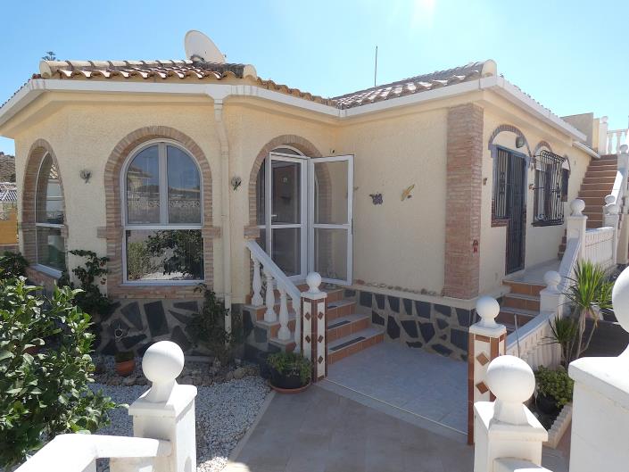 Image No.7-3 Bed Villa / Detached for sale