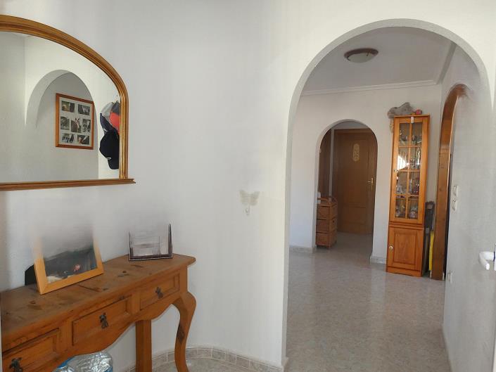 Image No.12-3 Bed Villa / Detached for sale