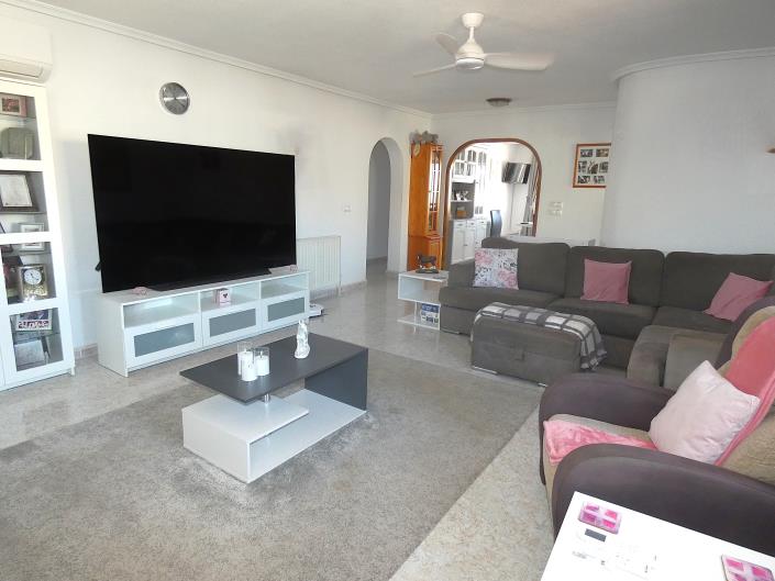 Image No.15-3 Bed Villa / Detached for sale