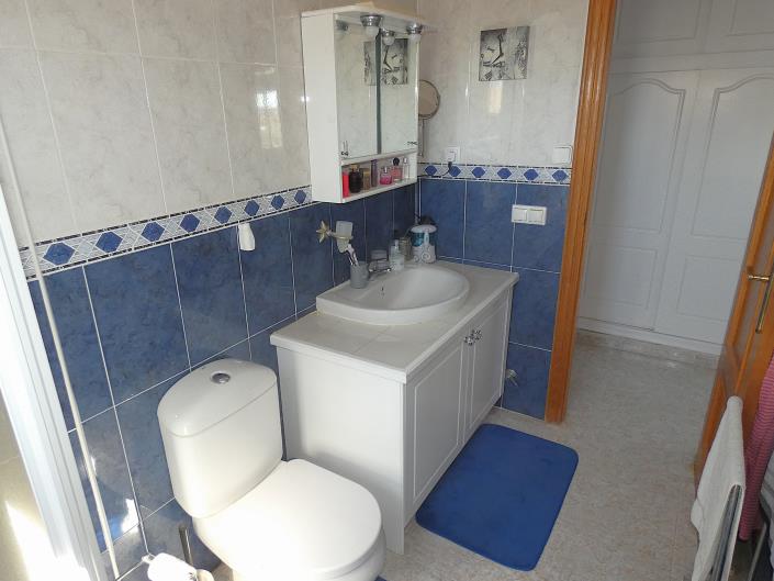 Image No.22-3 Bed Villa / Detached for sale