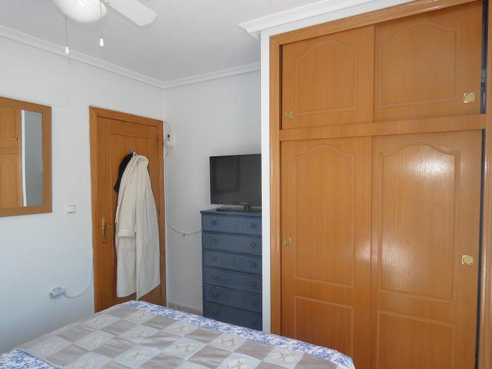 Image No.27-3 Bed Villa / Detached for sale