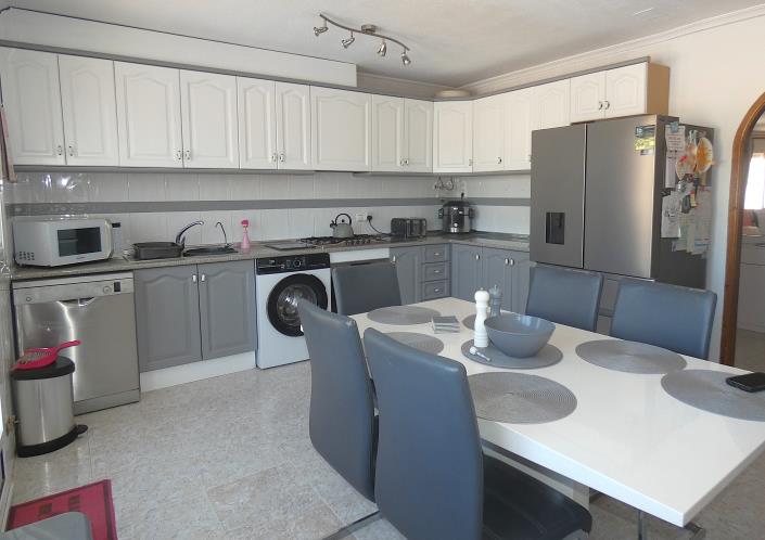 Image No.29-3 Bed Villa / Detached for sale