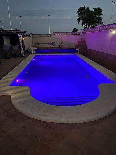 Image No.39-3 Bed Villa / Detached for sale